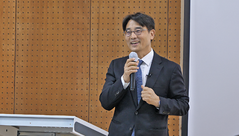 8. 김봉석변호사강의.png
